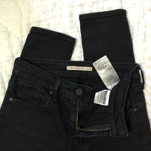 Levi’s 721 High Rise Skinny jeans size 26